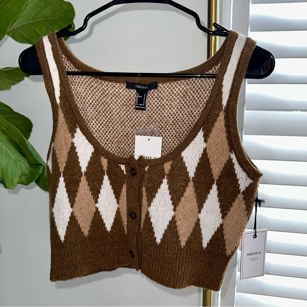 Forever 21 Premium Label Argyle Sweater-Knit Crop Top Size Small Brown and White
